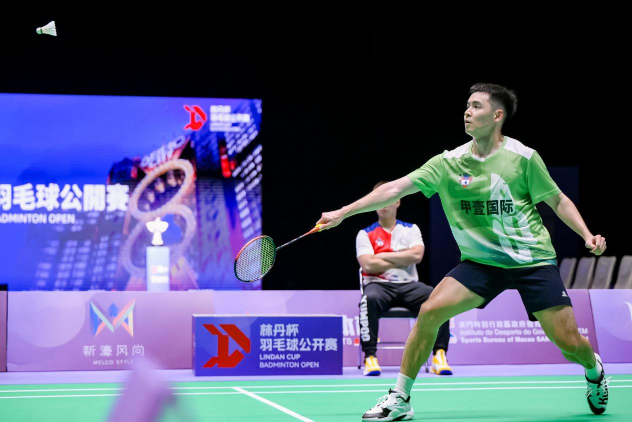 泰国羽毛球队逆转马来西亚羽毛球队，林丹统治全场
