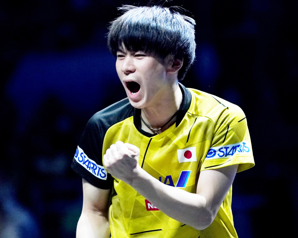 日本队险胜韩国队，梁靖崑点燃赛场