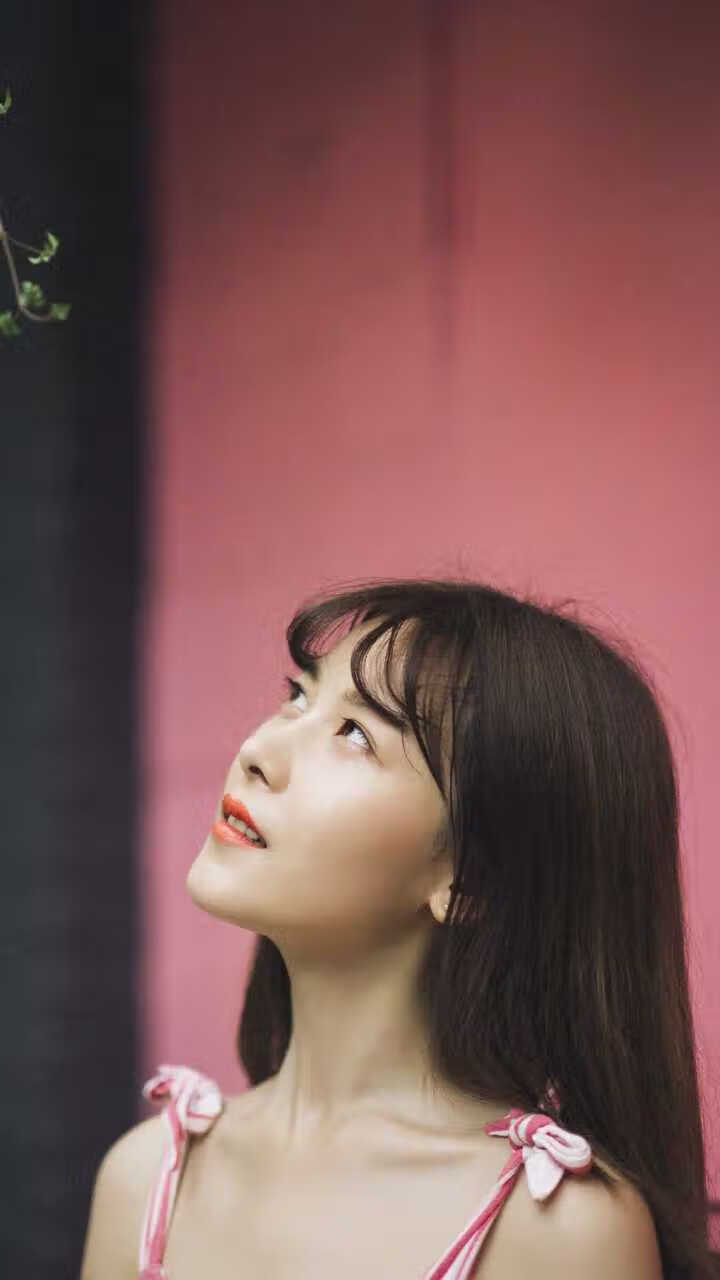 平行的世界，奥斯梅恩的飞翔与伊拉克的红色浪潮