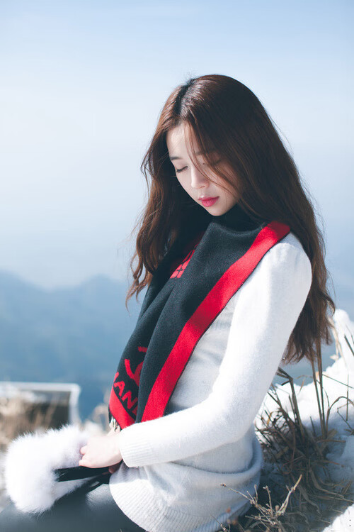 凯尔特人险胜独行侠，伦纳德竟成关键先生—不是你以为的那位